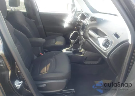 2019 Jeep Renegade Latitude 4X4 из США, поврежденный, VIN ZACNJBBB7KPK64677